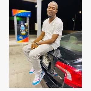 Meet your Posher, Baddou